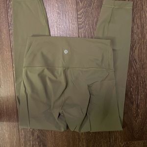 Lulu lemon Wonder Unders